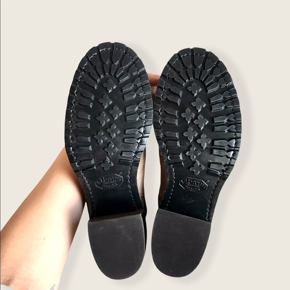 Frye Sabrina Chelsea Vintage Tan/Brown Suede Classic Casual Heeled Ankle Booties - Picture 10 of 16